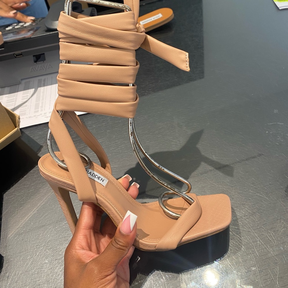Brand new Steve Madden lace up heels size 8
